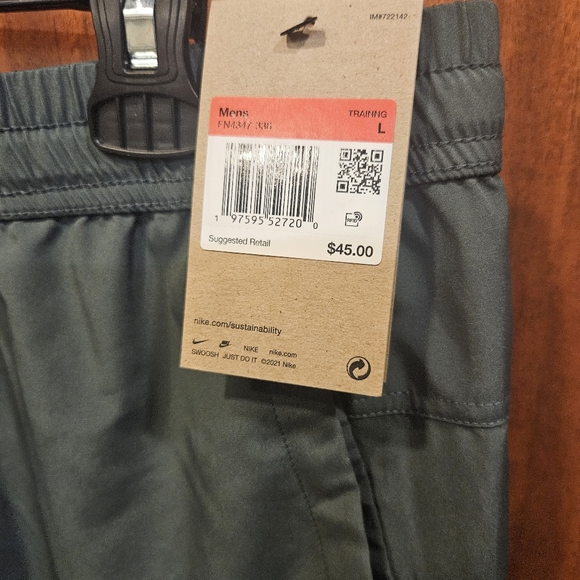 Nike Men's Dri-FIT Form Unlined Shorts 5 in Large Vintage Green - Picture 4 of 4